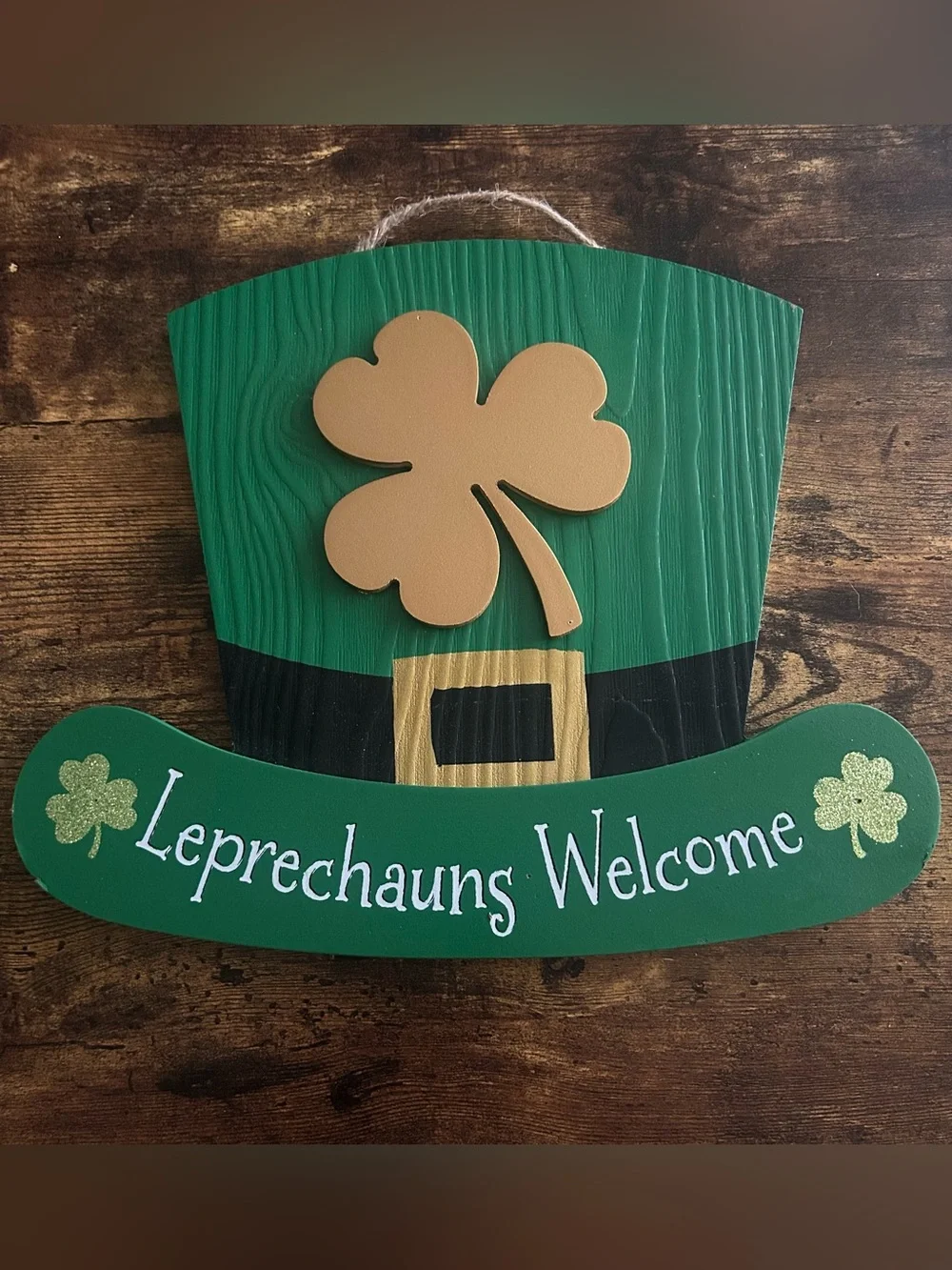 Leprechauns Welcome St. Patrick's Day Hat Wall Sign - Green and Gold